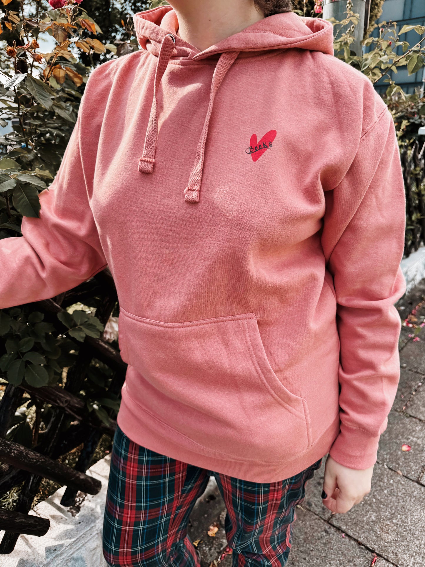 Lesen ist Queer Hoodie